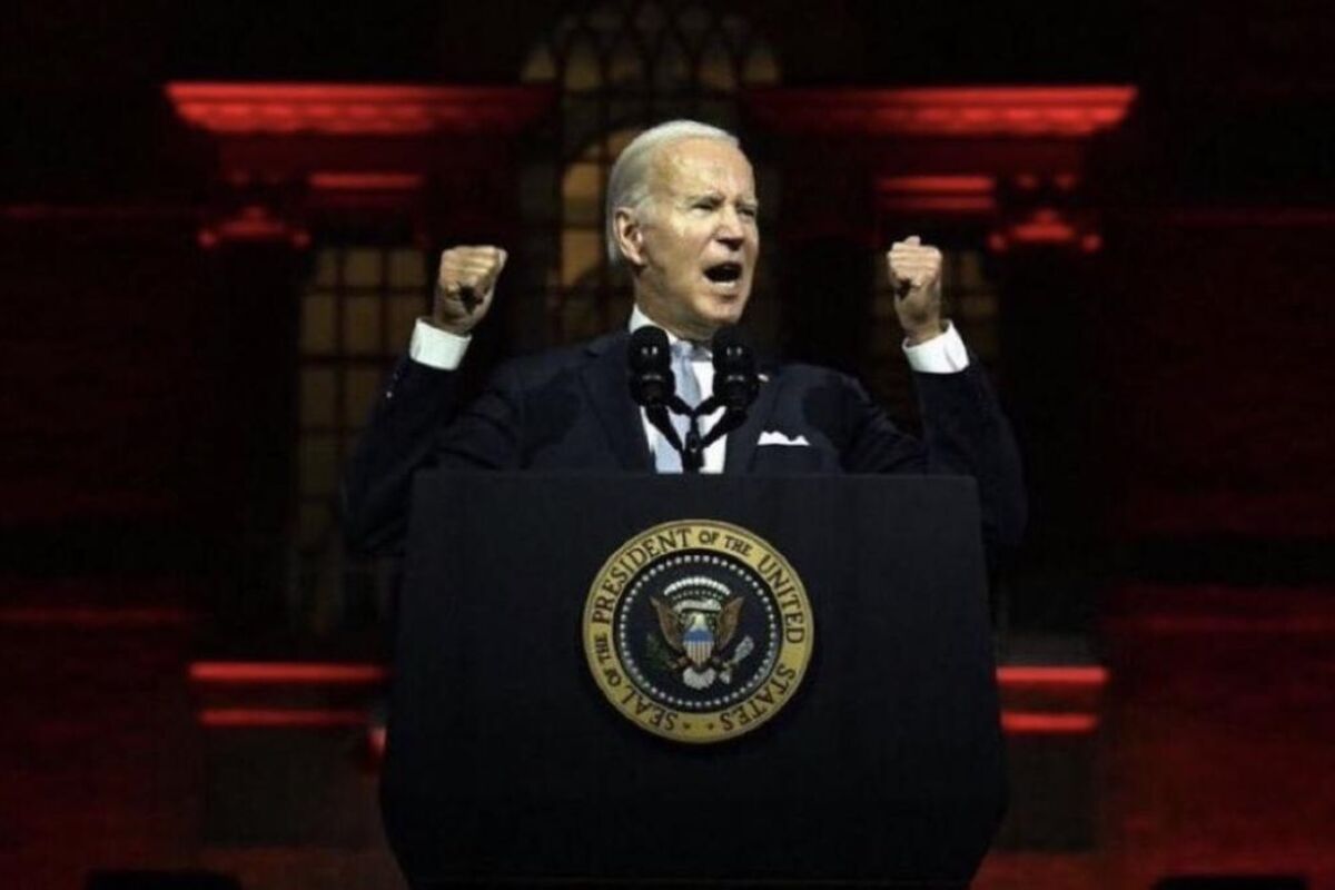 Federal Appeals court again halts Biden's student loan